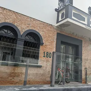 Hostal Youkoso, Florianópolis
